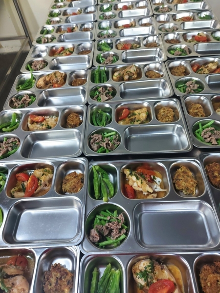 Suất ăn công nghiệp - Suất Ăn Công Nghiệp Vị Toàn - Công Ty TNHH Suất Ăn Công Nghiệp Vị Toàn